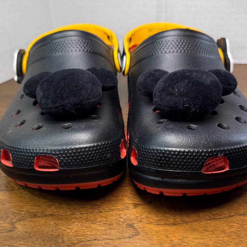 Disney Mickey Mouse Classic Crocs Clogs, Unisex Adult, Womens sz 11 / Mens sz 9 - Picture 2 of 16